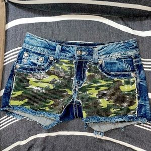 Miss me shorts💕💕